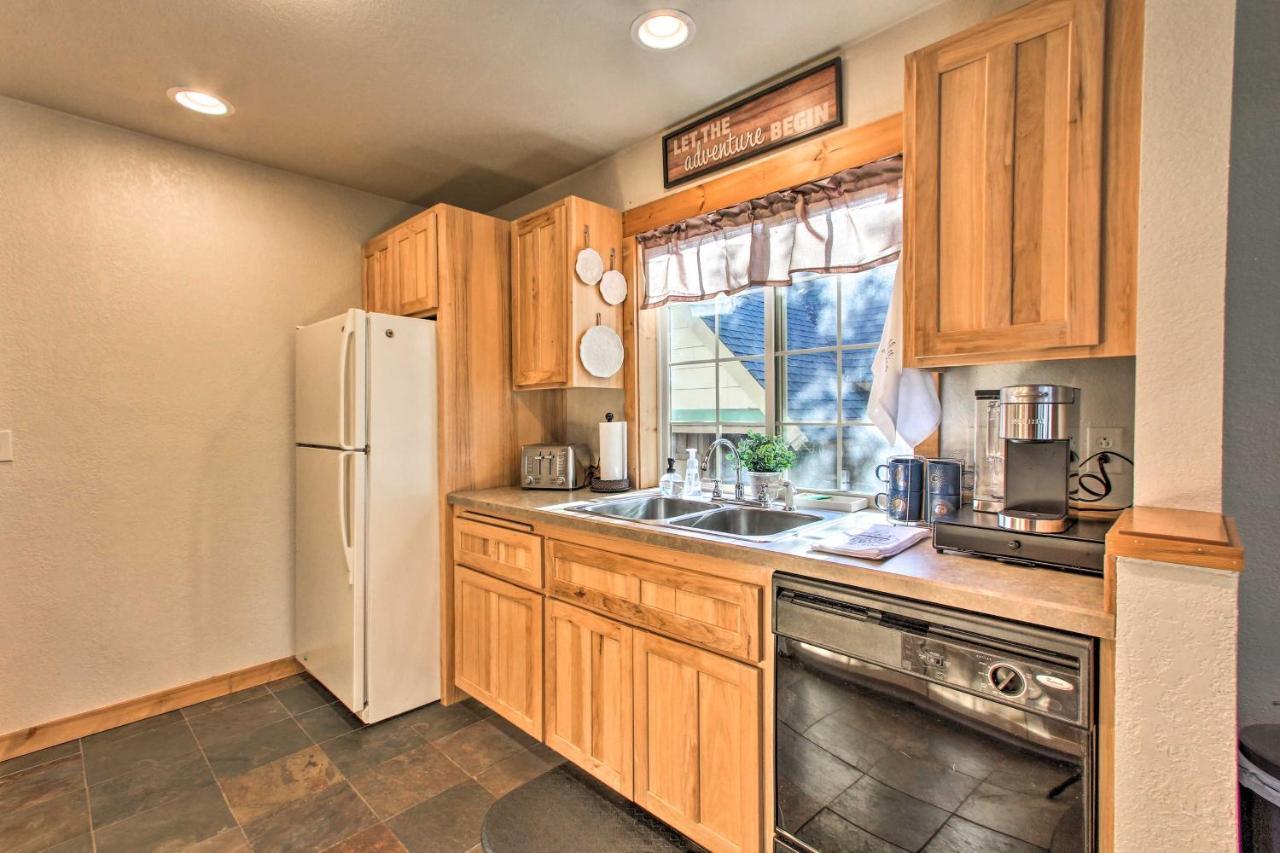 Klamath Falls Cabin Retreat With Deck And Grill! Exterior photo