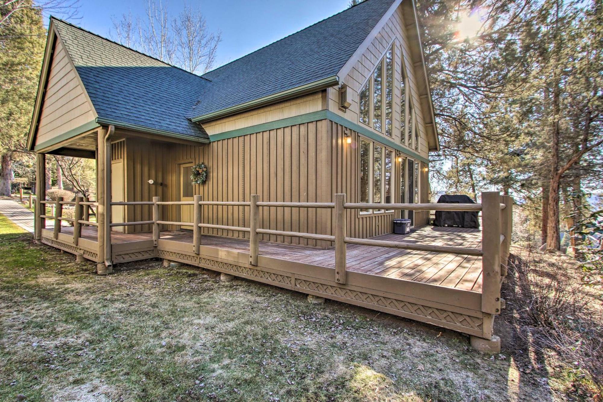 Klamath Falls Cabin Retreat With Deck And Grill! Exterior photo